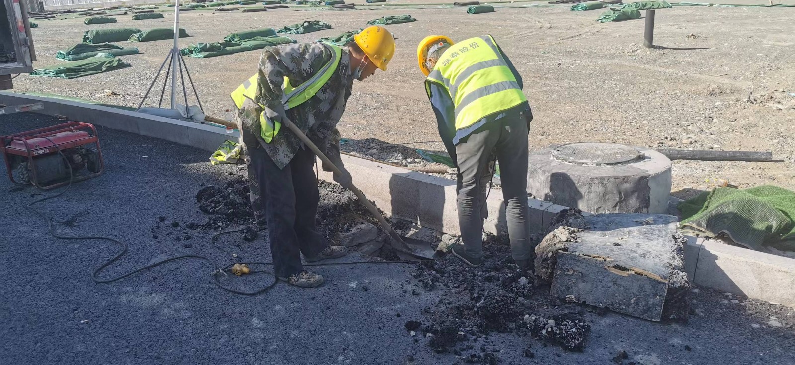新疆大道防务装备有限公司防护型装备制造基地一标段施工总承包工程.jpg